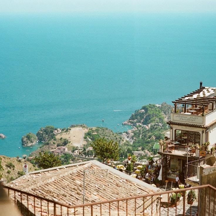 Outdoor terrace seating suitable for families in Berlin